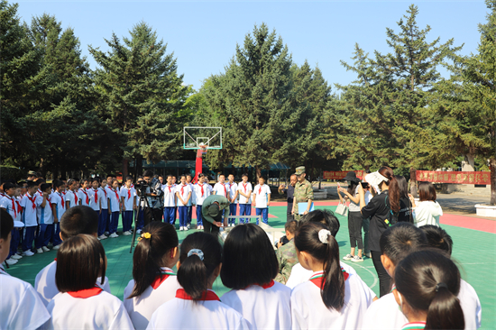 铁岭市银州区人武部深入开展校园国防教育活动_fororder_铁岭人武1