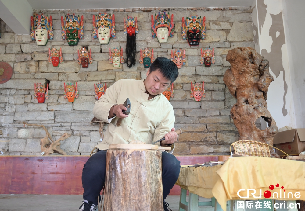 【解码贵州·读懂中国】安顺地戏：六百年遗响唱新声 薪火相传让非遗文化“落地生花”_fororder_DSC_3556.JPG