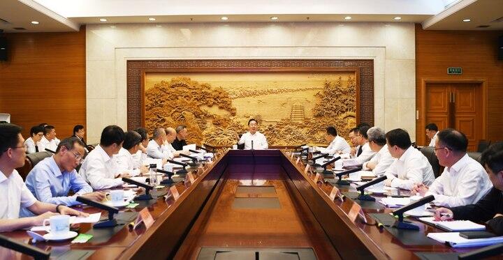 浙江省政府专题研究“两重”项目谋划储备工作 王浩主持并讲话_fororder_W020240515742628234257