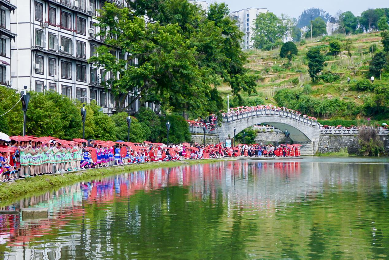 湖南綏寧歡度苗族四月八姑娘節 共享文化盛宴_fororder_圖片9