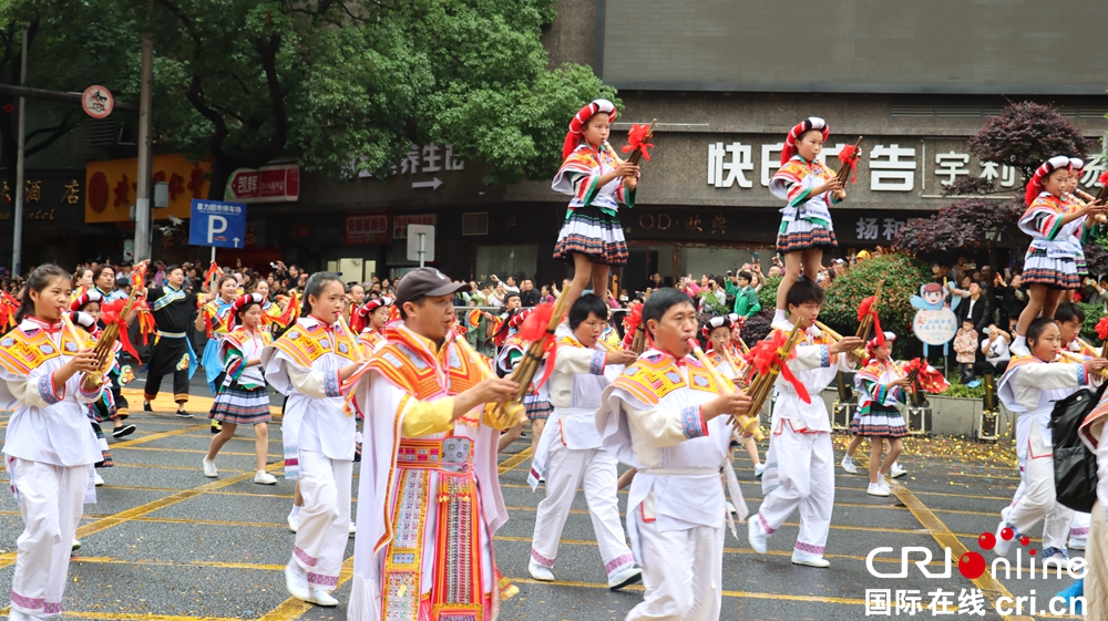 多圖直擊“娛”在貴陽·民族巡遊大聯歡 共賞“多彩貴州風”_fororder_IMG_5686.JPG