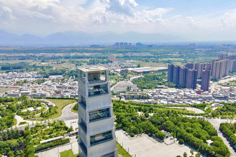 揽月阁美景如画