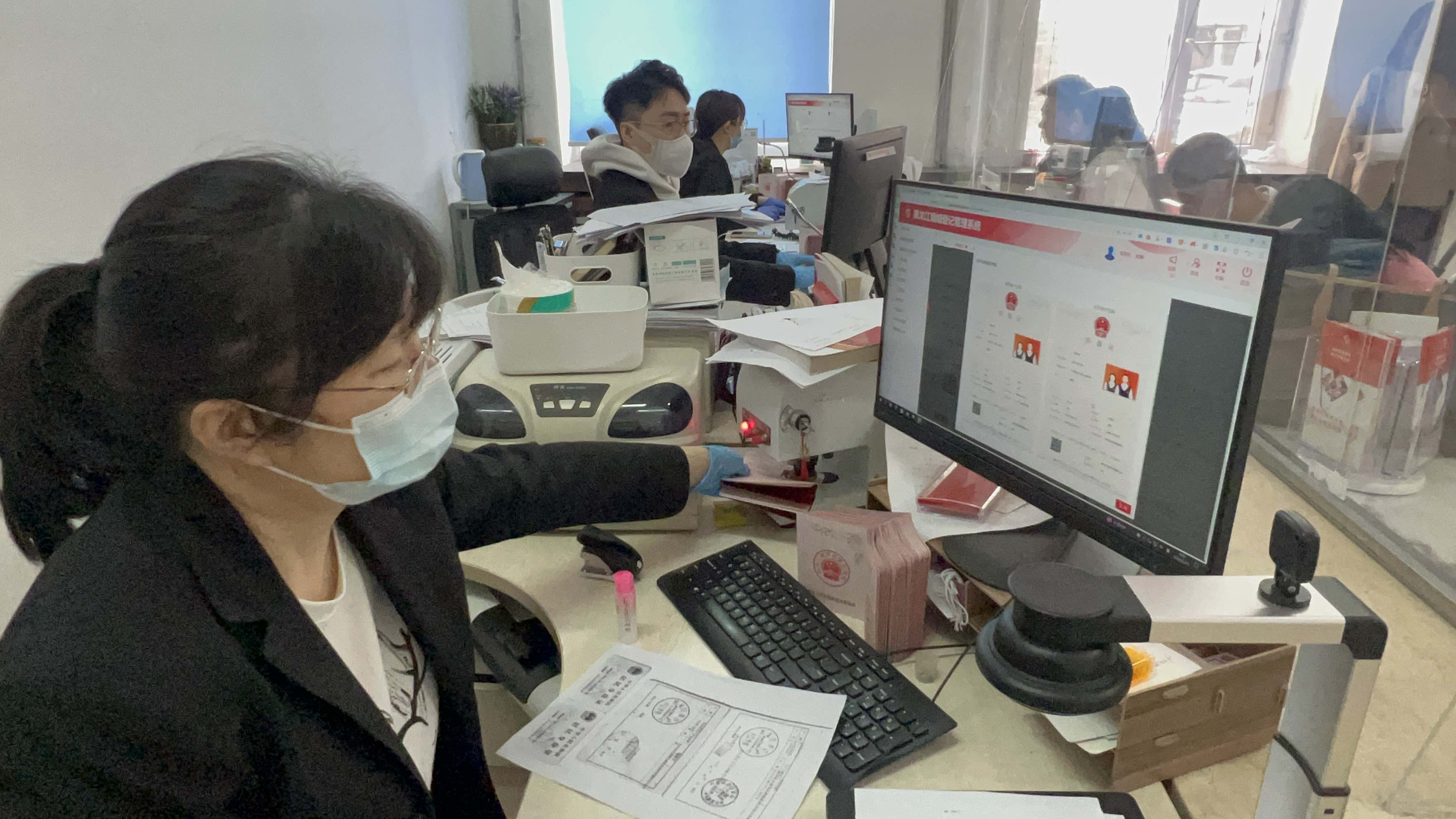 哈尔滨：1309对新人“520”喜结连理