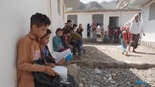 战乱阴影下 也门儿童的艰难求学路