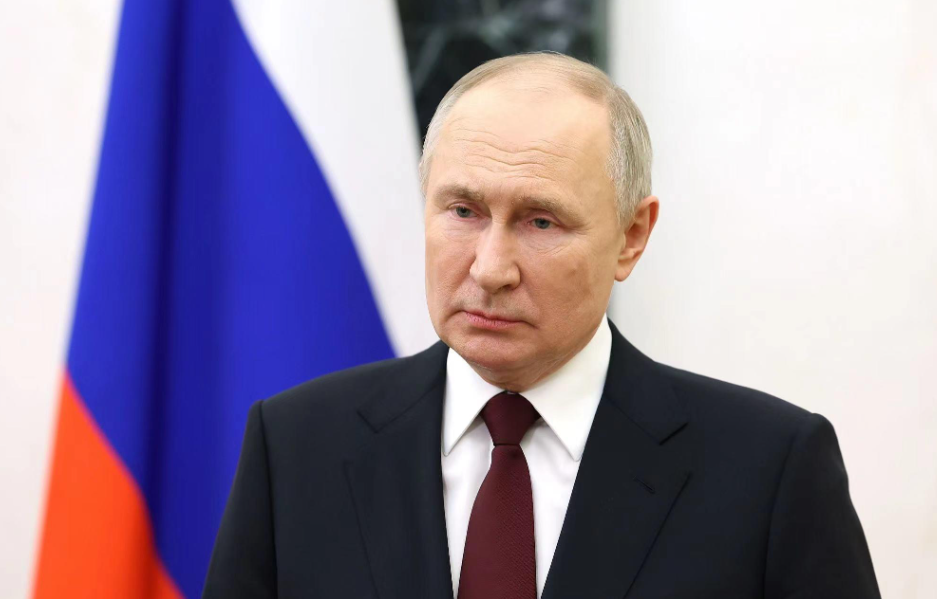 普京:俄罗斯愿协助调查莱希所乘直升机失事原因