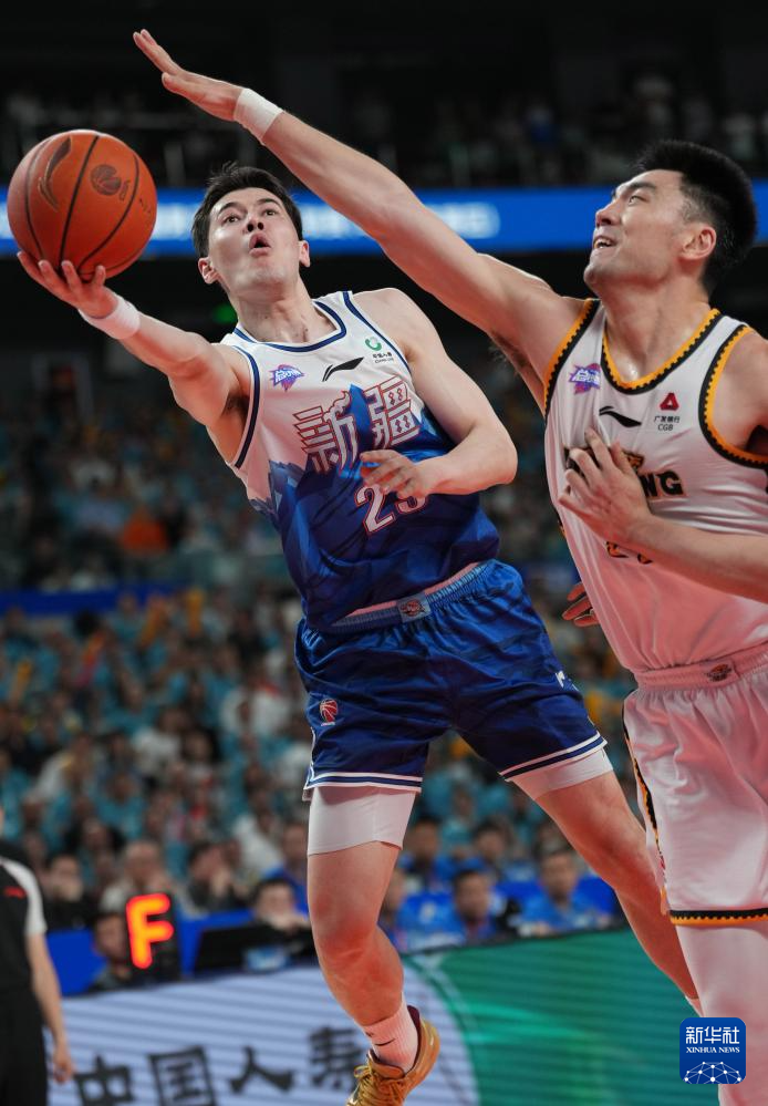 cba总决赛:辽宁本钢夺冠