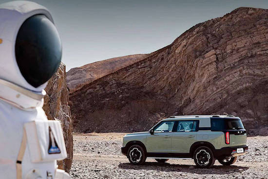 搭载魔核电驱混动 全新北京BJ30让越野成为一种生活方式_fororder_image002