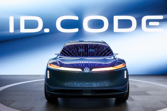 如果汽车会“眨眼”：解码ID. CODE的灵眸3D灯语_fororder_image001