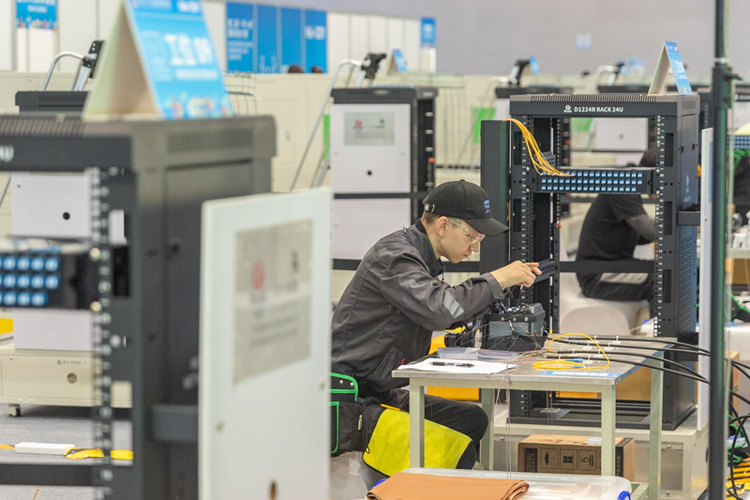 第二屆“一帶一路”國際技能大賽在渝開幕