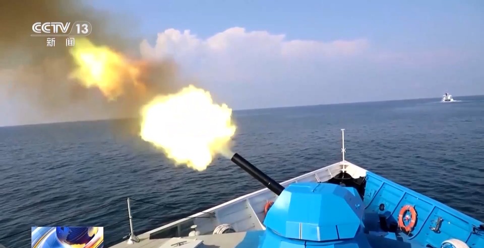 炮声轰鸣！看导弹快艇破浪出击