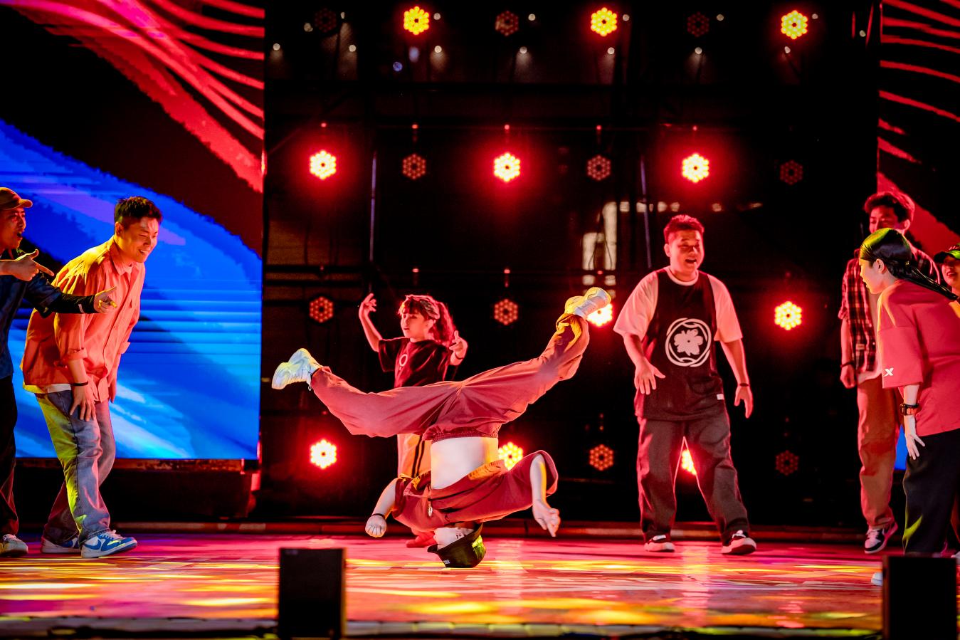 “舞动石家庄 活力向未来"全国街舞大会启动