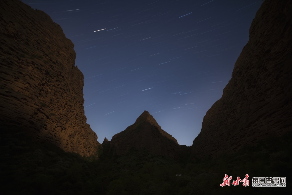 走進永靖崗溝寺峽谷 聆聽夏日星空密語_fororder_00301913031_7d157251