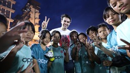 巴西足壇名宿卡卡：助中國青少年追逐“足球夢”