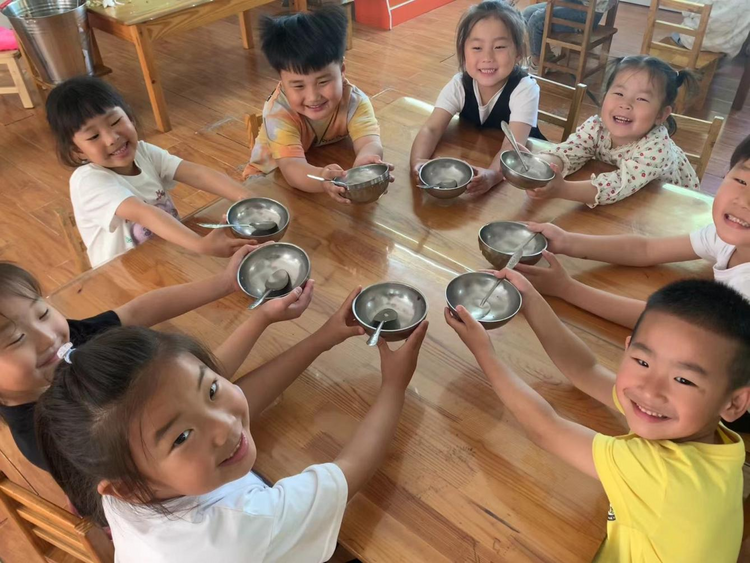 河北唐縣第二幼兒園開展“節能降碳系列宣傳”主題教育活動_fororder_圖片 2