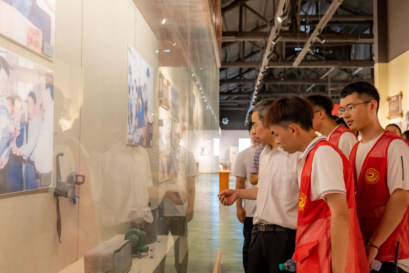 南昌工学院党委书记郭评生现场指导暑期大思政实践活动_fororder_图片5