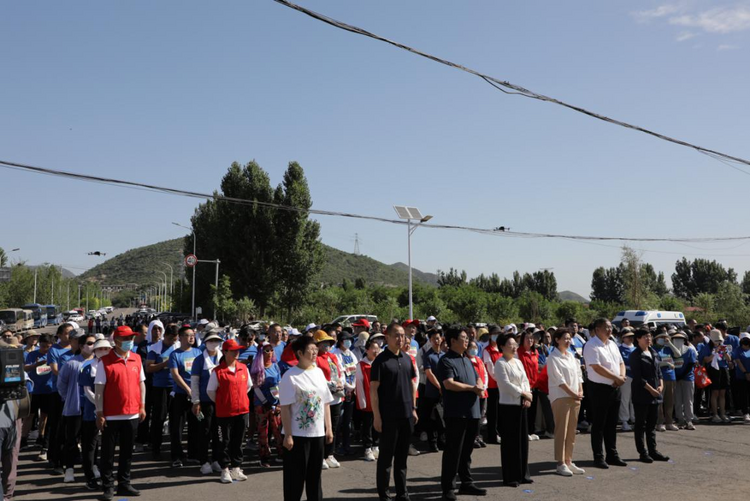 石家庄市鹿泉区“行走上寨 ‘杏’福生活”健步走暨观光采摘季启动仪式成功举办_fororder_图片 2