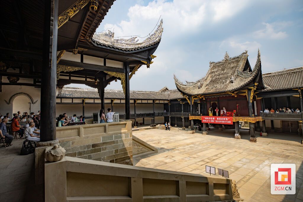 （转载）沉寂近百年，贡井南华宫再度“开唱”