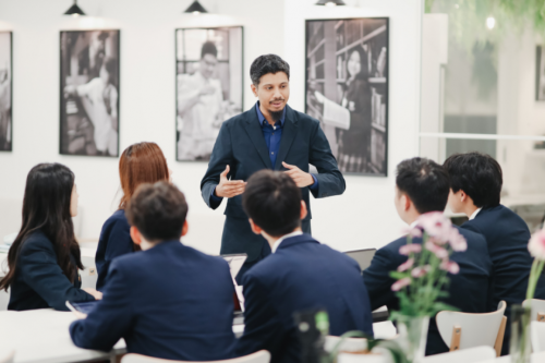 辅仁国际学校：无微不至 所以心心相印 倾力构筑家校桥梁