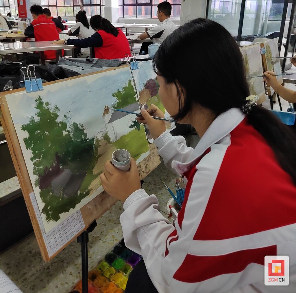 （转载）自贡沿滩区举行第二十七届中小学生现场书画比赛