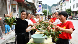 粽叶飘香迎端午 广西环江长美乡开展“我们的节日·端午”系列活动