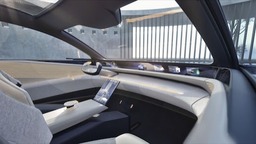 智慧交互车窗和多屏交互：当汽车变成一部超大智能手机