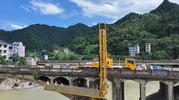 贵州镇远开展桥梁“体检” 护航群众安全出行