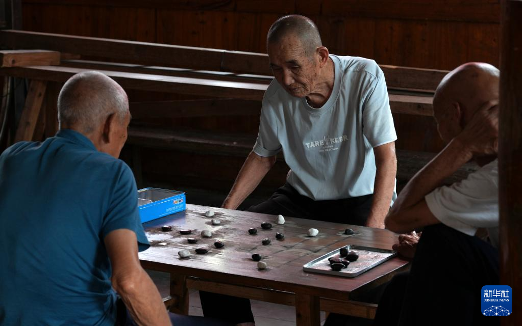 文化中國行丨平岩村:侗寨笙歌奏唱富村強音