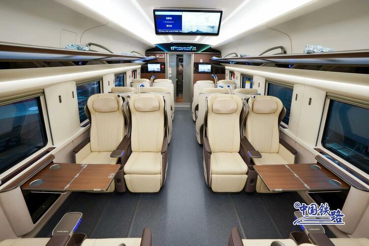 空间更大 席位更多 升级版复兴号智能动车组将上线京沪高铁