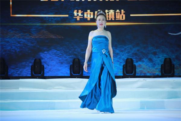 CCTV-7重磅来袭！300位萌宝燃爆华中小镇！