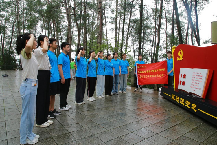 滁州学院蒲公英支教团连续11年支教大别山 点亮山区儿童希望之光_fororder_图片6