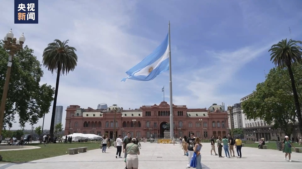 反對政府改革方案 阿根廷抗議示威者與警方發生衝突