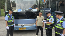 重庆交通执法总队开展暑期旅游客运市场专项整治行动 重点查处6类违法行为