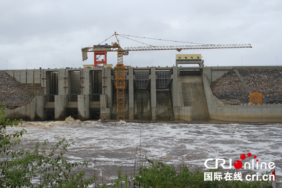 吉布洛水电站上调水库大坝(王新俊 摄)