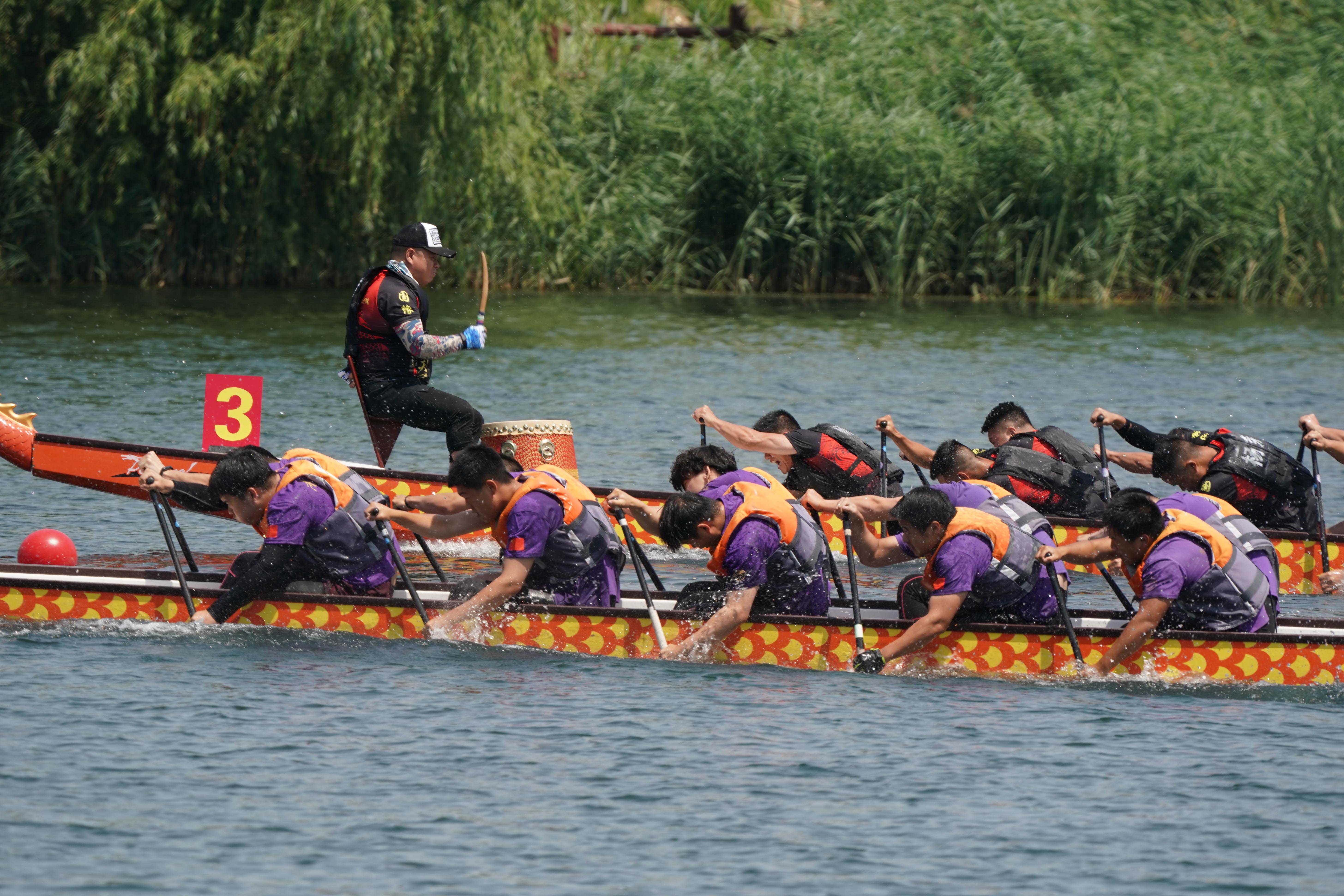 首届全国青年龙舟公开赛在河北邢台开赛_fororder_04