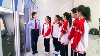  Bijie, Guizhou: Teenagers' Tax Popularization Activities Feel the "Green" Development Power