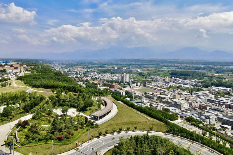 揽月阁美景如画