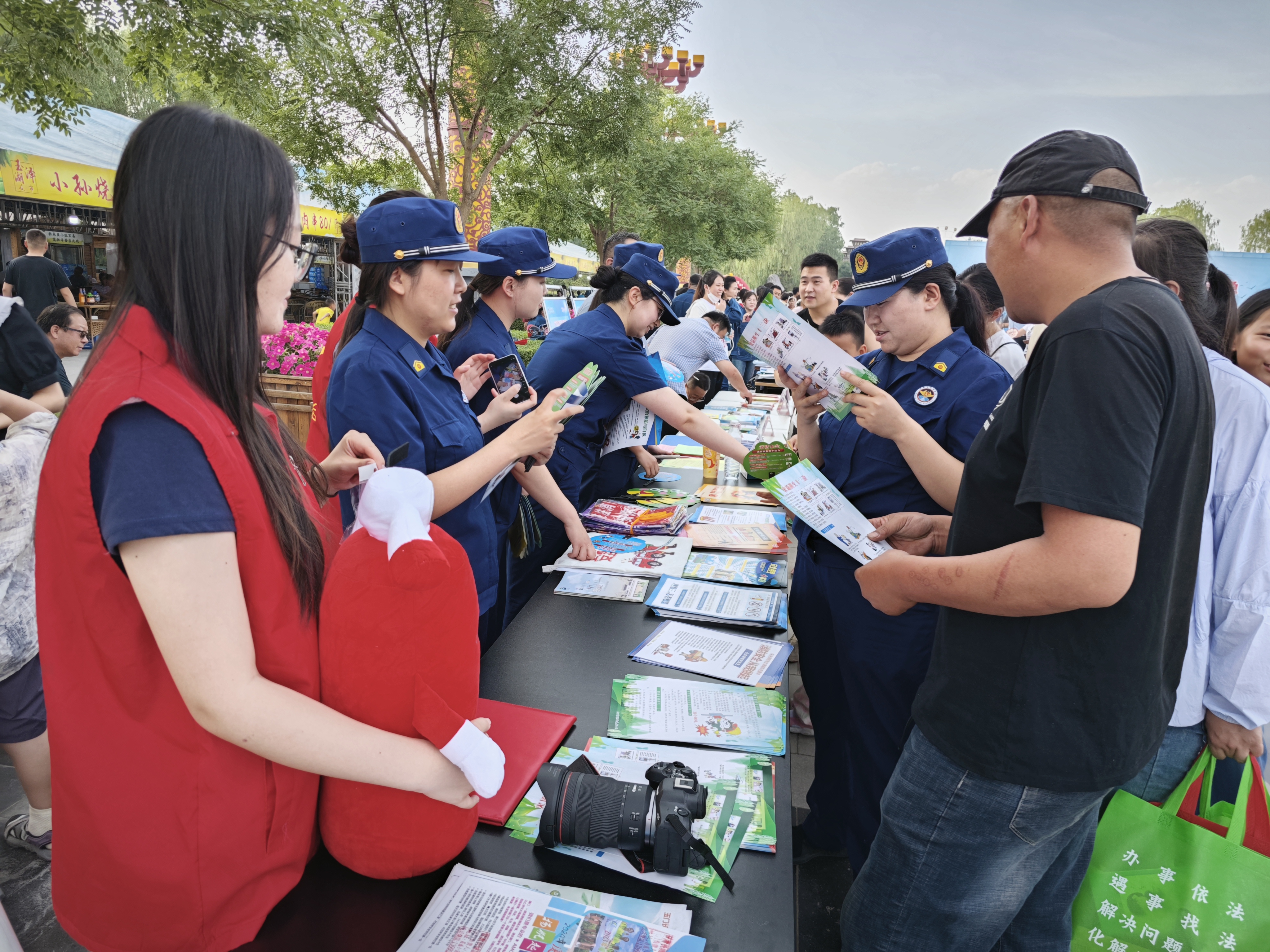 【原創】甘肅玉門市消防救援大隊開展2024年“安全生産月”消防宣傳活動_fororder_4