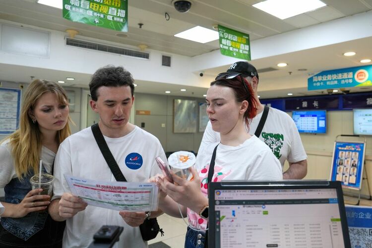 参考消息特稿 | 他们告诉世界，中国为何如此“city”_fororder_73