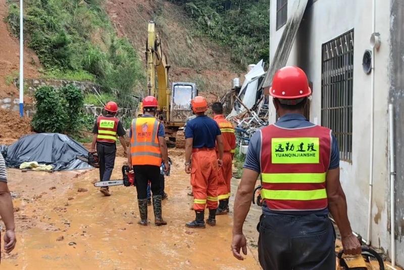 全力以“复”抢险救灾 福建住建人逆水而行_fororder_微信图片_20240620112736