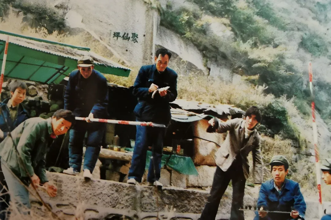 光明·印記——陜西電力文化遺産系列宣傳活動(五)| 渭南公司:點亮,華山之巔!_fororder_圖片1