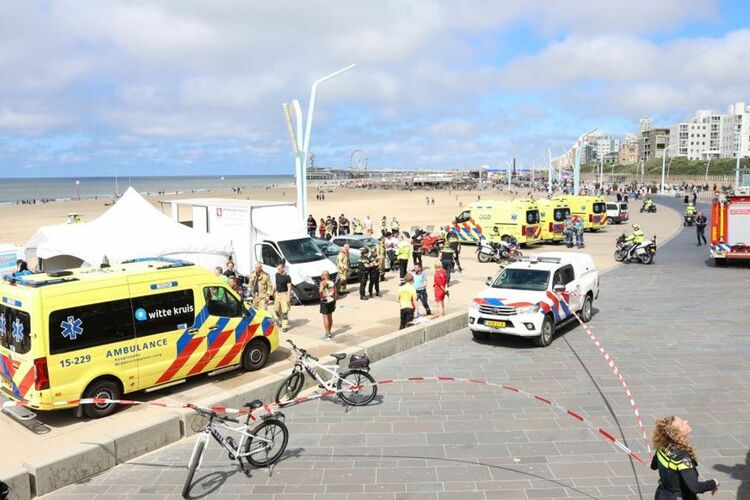 荷兰海牙附近海滩发生爆炸事故 致多人受伤