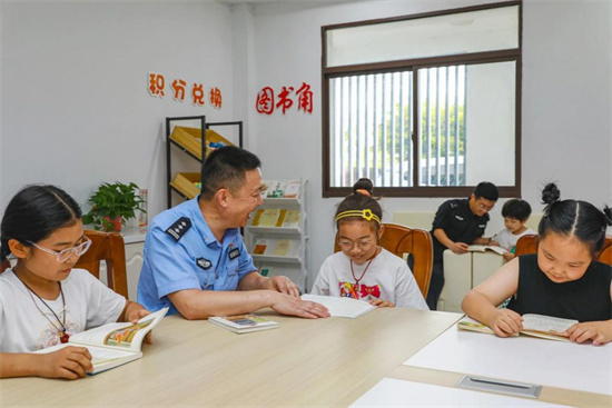 南通市海門區：“家門口”的警務室護航八烈村百姓的幸福感_fororder_圖片15