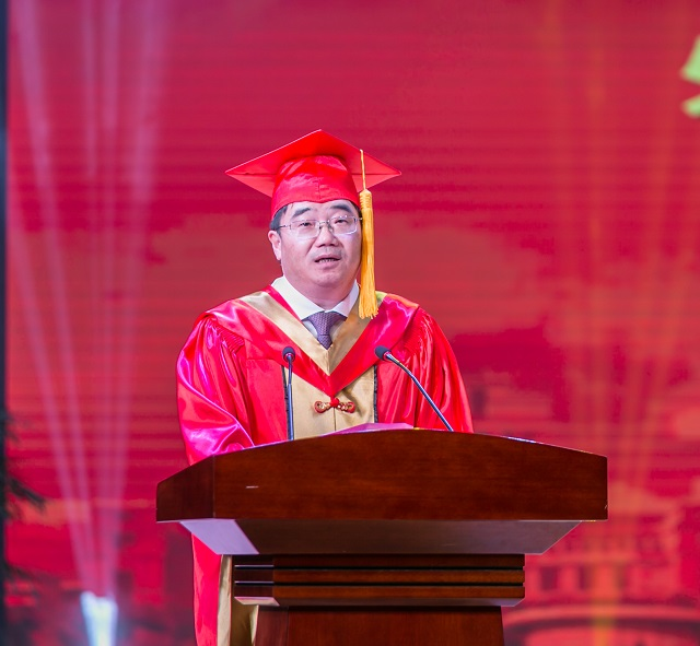 江西财经大学2024年毕业典礼暨学位授予仪式举行_fororder_图片8