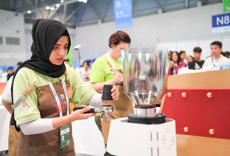 第二屆“一帶一路”國際技能大賽在渝開幕