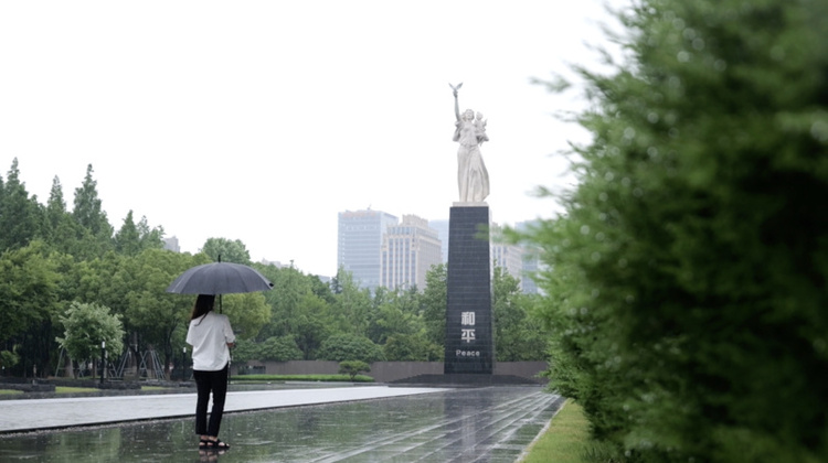 Reconnect（林查理家族的中国时间）