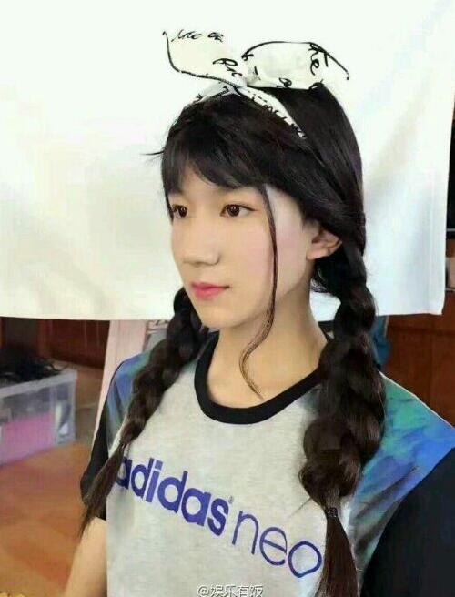 易烊千璽讚王俊凱王源扮女裝：很“唯美”