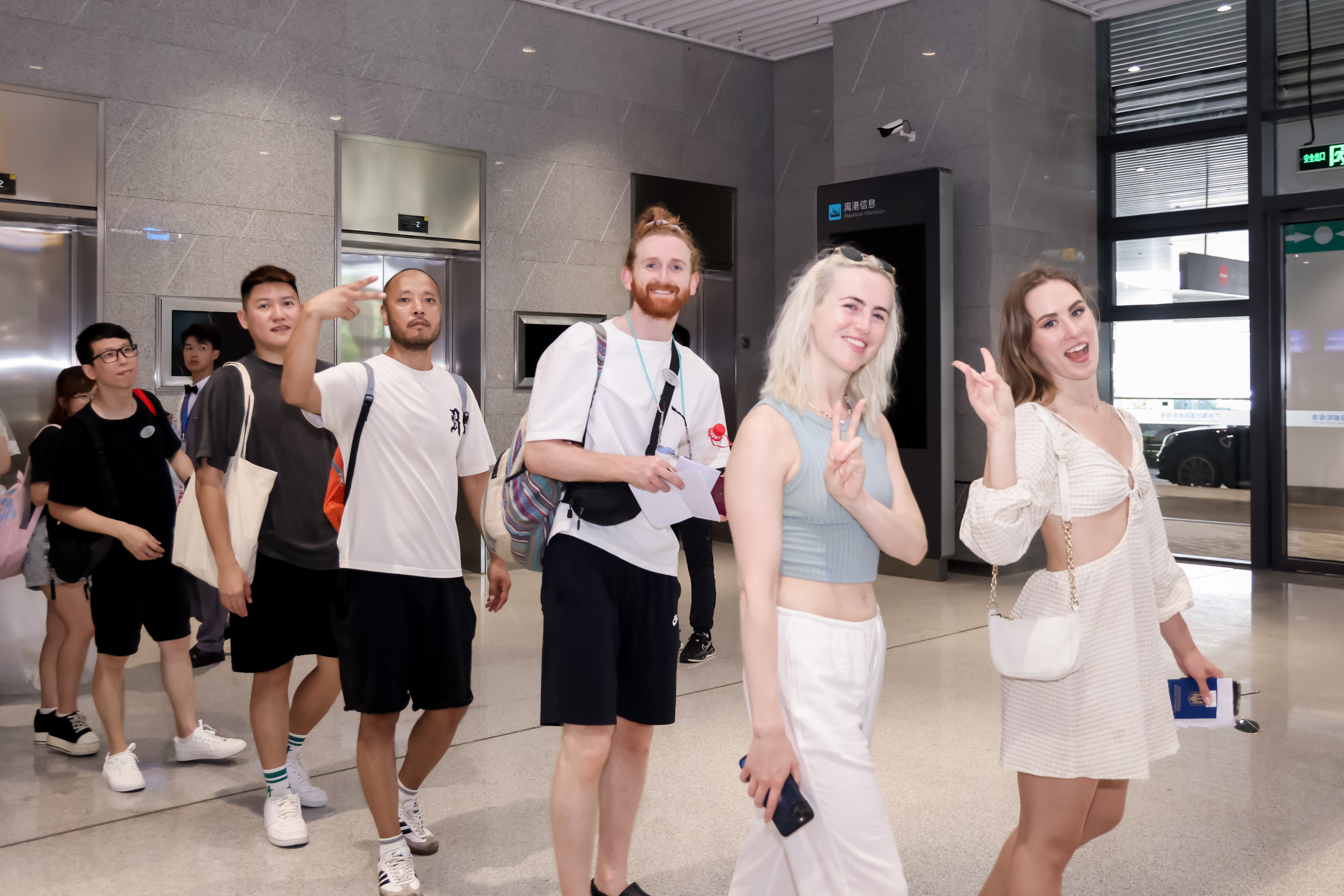 600余名旅客“尝鲜” 广州南沙国际邮轮母港开港开航_fororder_202