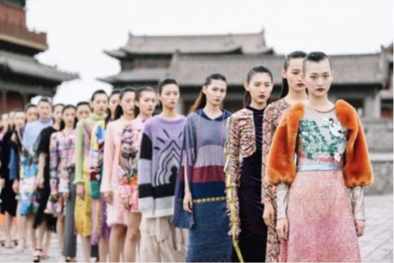 鼎龙集团携手龙腾精英——2019中国（湛江）国际时尚文化旅游周盛大启幕！
