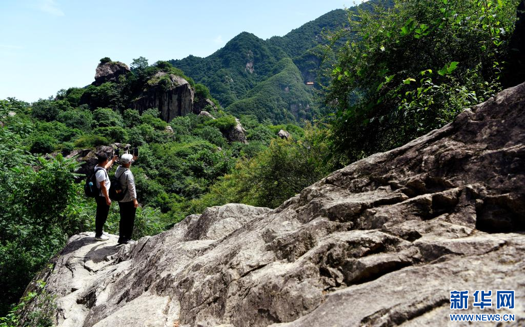 山崩奇景翠华山