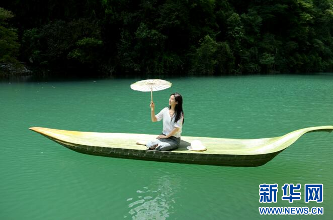 新业态焕发新活力 “旅拍风”吹到湖北屏山